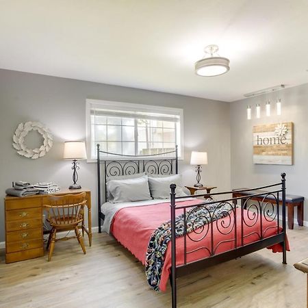 Cozy Shenandoah Home Less Than 2 Mi To The Woodlands Mall! Exterior photo